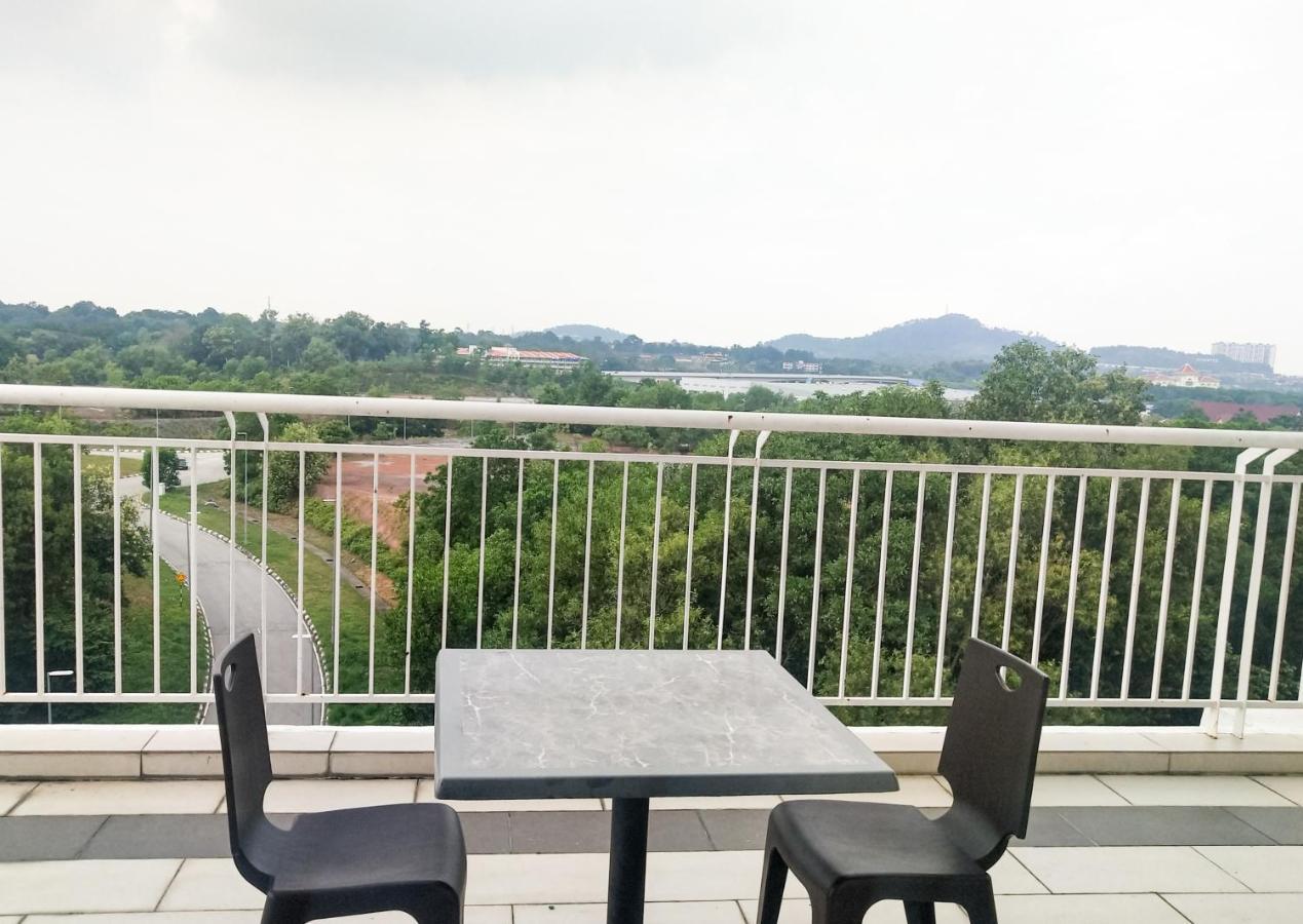 Gloria Swiss Apartment Melaka Ayer Keroh Oda fotoğraf